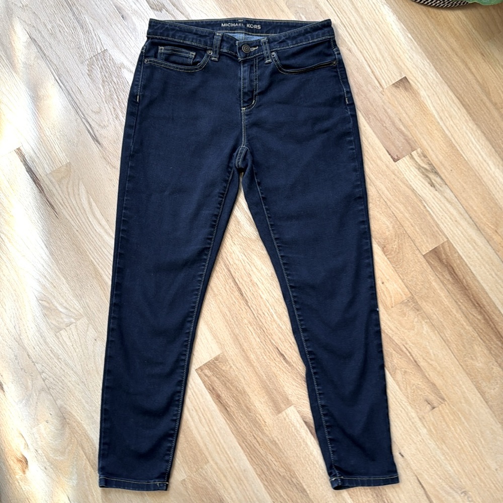 Michael Kors Size 4 Izzy Cropped Skinny jeans dark blue wash